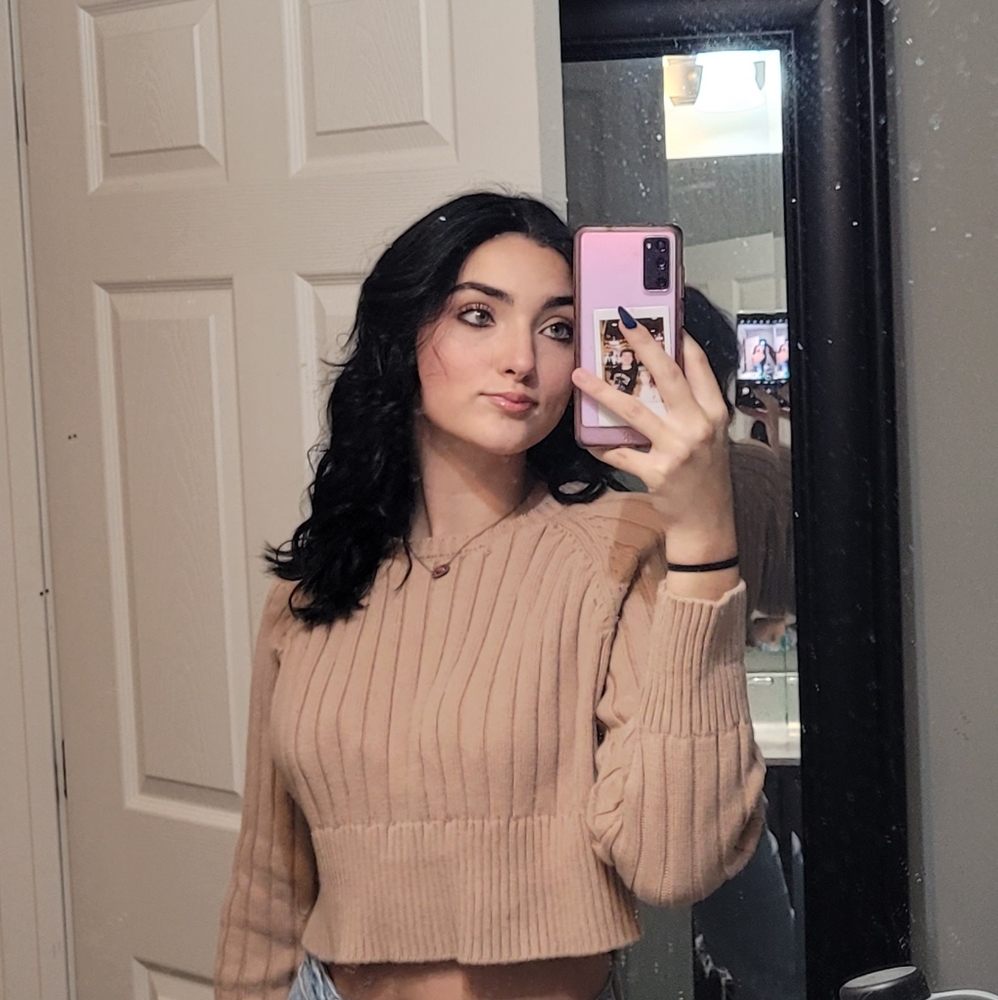 Meet your Posher, Jalynn